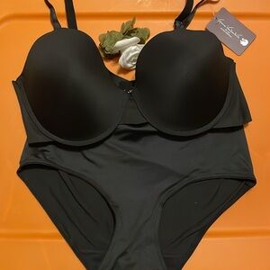 Gloria Vanderbilt Plus Size Bra and Panty Set - Size 40D/1X